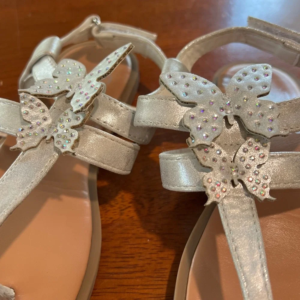 Vince Camuto heel twirling secure